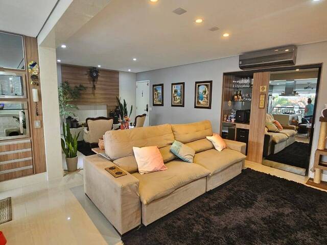 Venda em Vila Regente Feijó - São Paulo